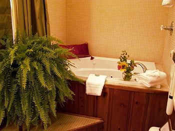 Rothschild Pound House Inn Columbus Ngoại thất bức ảnh